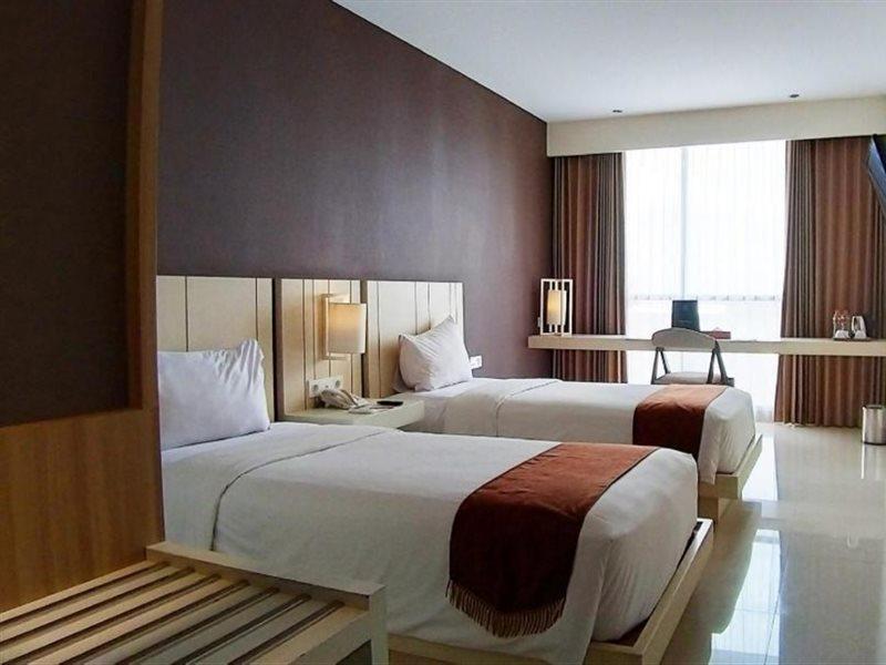 Swiss-Belinn Gajah Mada Medan Exterior photo