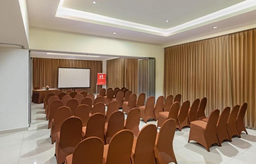 Swiss-Belinn Gajah Mada Medan Exterior photo