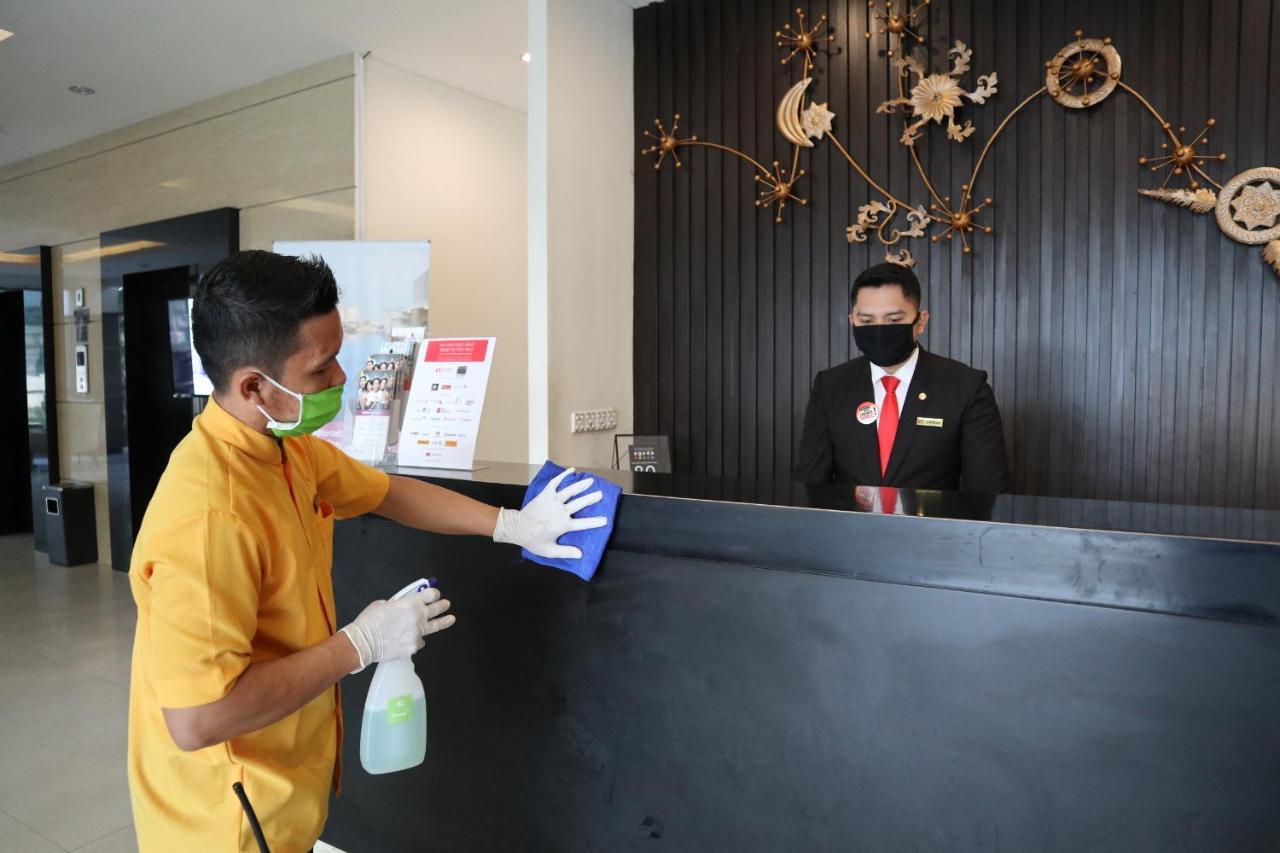 Swiss-Belinn Gajah Mada Medan Exterior photo